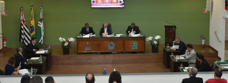 19ª SESSÃO ORDINÁRIA 47ª, 48ª E 49ª EXTRAORDINÁRIA