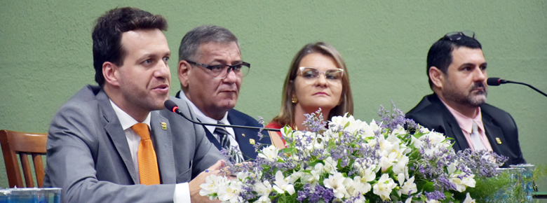 CÂMARA MUNICIPAL REALIZOU HOMENAGEM A ABEVEC PELOS 15 ANOS DE FUNDAÇÃO