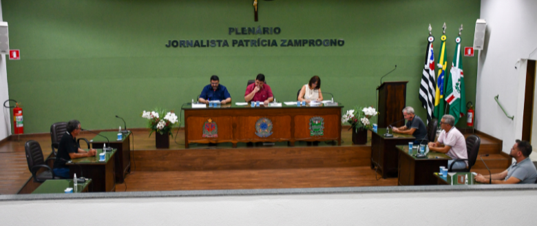 Posse marca início de novo mandato em Santa Rita do Passa Quatro.